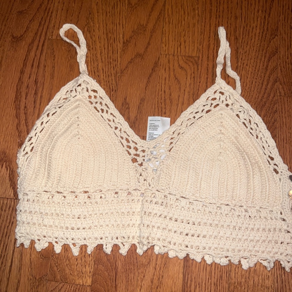 PacSun Cream Crochet Crop Top
